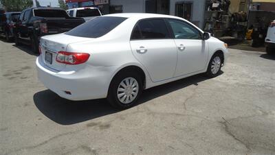 2011 Toyota Corolla LE   - Photo 4 - Van Nuys, CA 91405