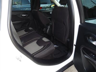 2015 Jeep Cherokee Sport - Photo 13 - Van Nuys, CA 91405