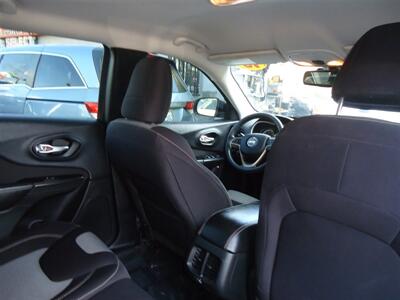 2015 Jeep Cherokee Sport - Photo 14 - Van Nuys, CA 91405