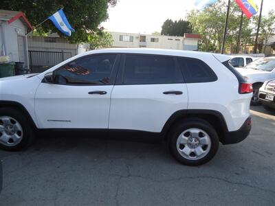 2015 Jeep Cherokee Sport - Photo 8 - Van Nuys, CA 91405