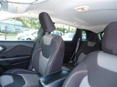 2015 Jeep Cherokee Sport - Photo 17 - Van Nuys, CA 91405