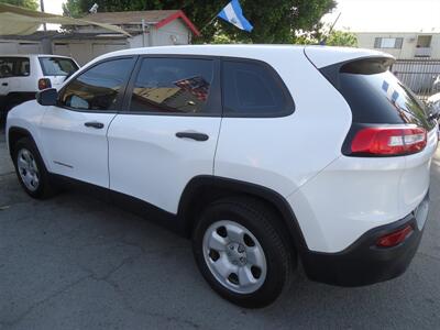2015 Jeep Cherokee Sport - Photo 9 - Van Nuys, CA 91405