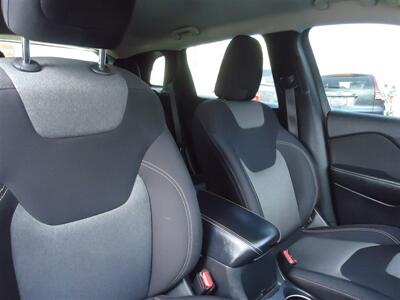 2015 Jeep Cherokee Sport - Photo 16 - Van Nuys, CA 91405