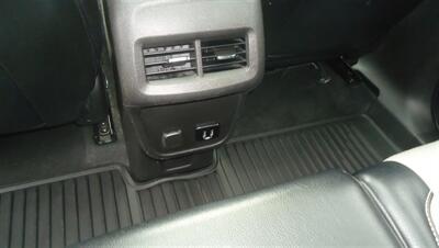 2018 Chevrolet Equinox LT   - Photo 19 - Van Nuys, CA 91405