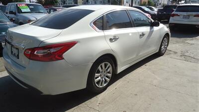 2016 Nissan Altima 2.5 S - Photo 4 - Van Nuys, CA 91405