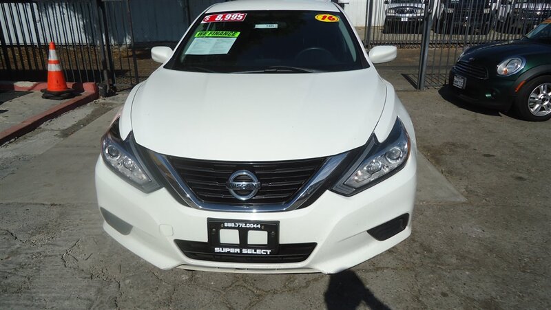2016 Nissan Altima 2.5 S   - Photo 1 - Van Nuys, CA 91405