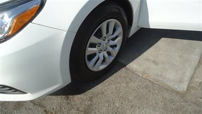 2016 Nissan Altima 2.5 S - Photo 20 - Van Nuys, CA 91405