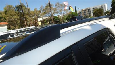 2004 Toyota 4Runner SR5   - Photo 11 - Van Nuys, CA 91405