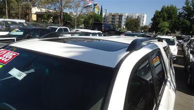 2004 Toyota 4Runner SR5   - Photo 4 - Van Nuys, CA 91405