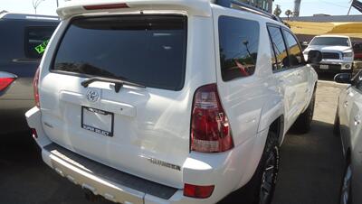 2004 Toyota 4Runner SR5   - Photo 6 - Van Nuys, CA 91405