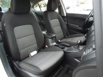 2016 Kia Forte EX   - Photo 13 - Van Nuys, CA 91405