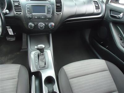 2016 Kia Forte EX   - Photo 18 - Van Nuys, CA 91405