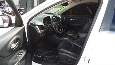 2016 Jeep Cherokee Limited   - Photo 15 - Van Nuys, CA 91405