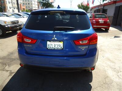2017 Mitsubishi Outlander Sport 2.4 SE   - Photo 5 - Van Nuys, CA 91405