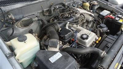 1995 Toyota Tacoma - Photo 13 - Van Nuys, CA 91405