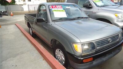 1995 Toyota Tacoma - Photo 2 - Van Nuys, CA 91405