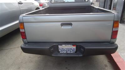 1995 Toyota Tacoma - Photo 5 - Van Nuys, CA 91405