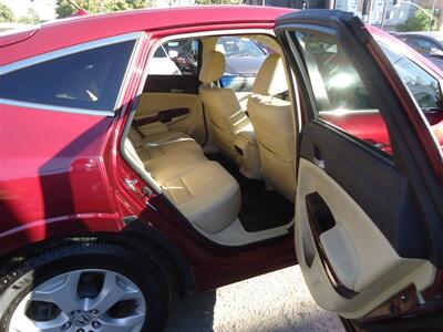 2010 Honda Accord Crosstour EX-L   - Photo 11 - Van Nuys, CA 91405