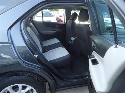 2020 Chevrolet Equinox LS   - Photo 13 - Van Nuys, CA 91405