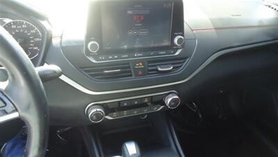 2021 Nissan Altima 2.5 SR   - Photo 18 - Van Nuys, CA 91405