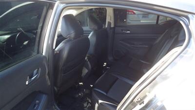 2021 Nissan Altima 2.5 SR   - Photo 15 - Van Nuys, CA 91405