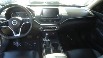 2021 Nissan Altima 2.5 SR   - Photo 16 - Van Nuys, CA 91405