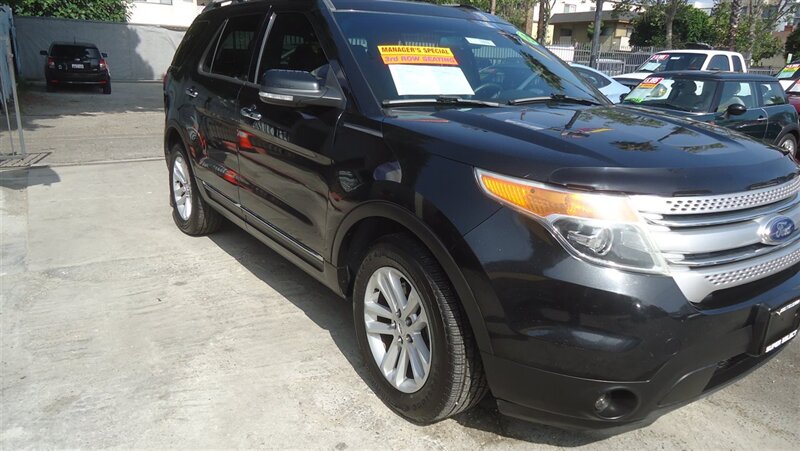 2015 Ford Explorer XLT   - Photo 1 - Van Nuys, CA 91405