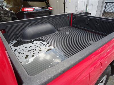2004 Toyota Tacoma   - Photo 7 - Van Nuys, CA 91405
