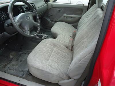 2004 Toyota Tacoma   - Photo 11 - Van Nuys, CA 91405