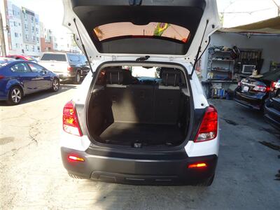 2016 Chevrolet Trax LS   - Photo 10 - Van Nuys, CA 91405