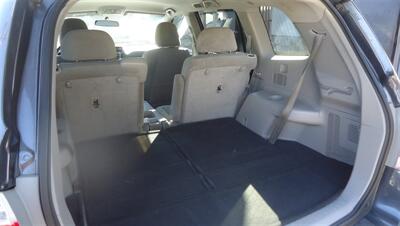 2013 Toyota Highlander Plus - Photo 10 - Van Nuys, CA 91405