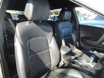 2020 Kia Sportage S - Photo 14 - Van Nuys, CA 91405