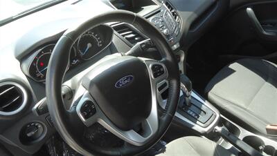 2016 Ford Fiesta SE - Photo 18 - Van Nuys, CA 91405