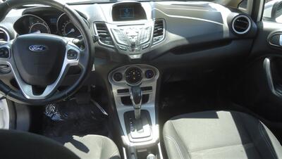 2016 Ford Fiesta SE - Photo 16 - Van Nuys, CA 91405