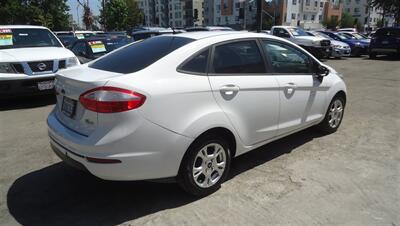 2016 Ford Fiesta SE - Photo 3 - Van Nuys, CA 91405