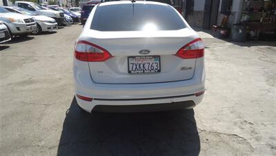 2016 Ford Fiesta SE - Photo 7 - Van Nuys, CA 91405