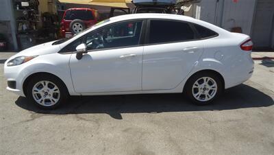 2016 Ford Fiesta SE - Photo 5 - Van Nuys, CA 91405