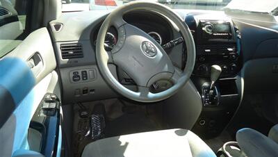2005 Toyota Sienna LE 7 Passenger   - Photo 20 - Van Nuys, CA 91405