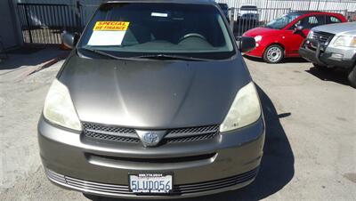 2005 Toyota Sienna LE 7 Passenger   - Photo 2 - Van Nuys, CA 91405