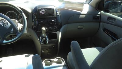 2005 Toyota Sienna LE 7 Passenger   - Photo 19 - Van Nuys, CA 91405