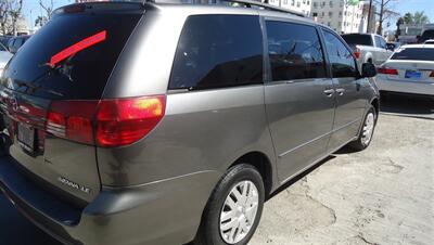 2005 Toyota Sienna LE 7 Passenger   - Photo 6 - Van Nuys, CA 91405