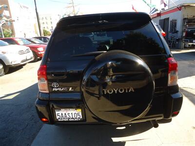 2003 Toyota RAV4   - Photo 8 - Van Nuys, CA 91405