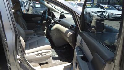 2012 Honda Odyssey EX-L   - Photo 15 - Van Nuys, CA 91405