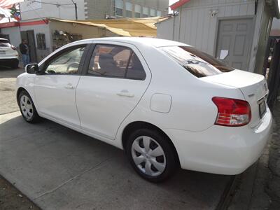 2008 Toyota Yaris   - Photo 7 - Van Nuys, CA 91405