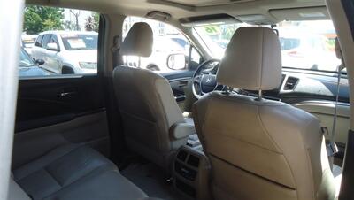 2016 Honda Pilot EX-L w/Navi   - Photo 14 - Van Nuys, CA 91405