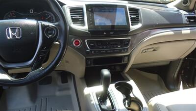 2016 Honda Pilot EX-L w/Navi   - Photo 21 - Van Nuys, CA 91405