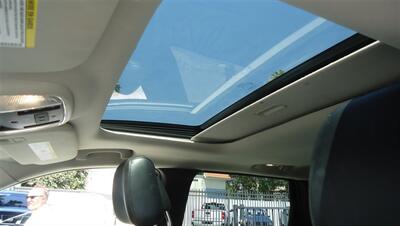 2011 Jeep Grand Cherokee Laredo - Photo 20 - Van Nuys, CA 91405