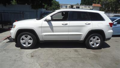 2011 Jeep Grand Cherokee Laredo - Photo 5 - Van Nuys, CA 91405