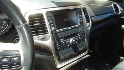 2011 Jeep Grand Cherokee Laredo - Photo 21 - Van Nuys, CA 91405