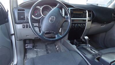 2004 Toyota 4Runner Sport Edition   - Photo 19 - Van Nuys, CA 91405